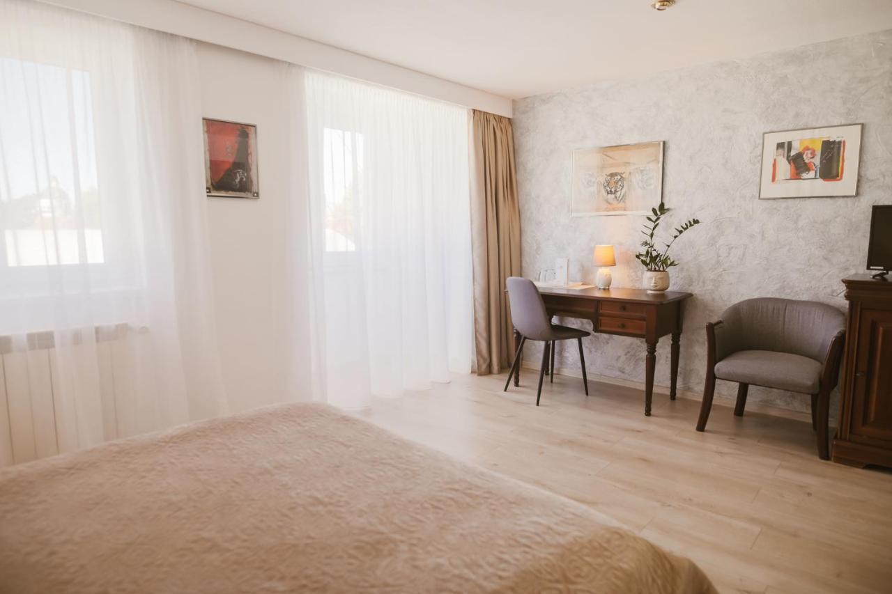Villa Helvetia Marosvásárhely Kültér fotó